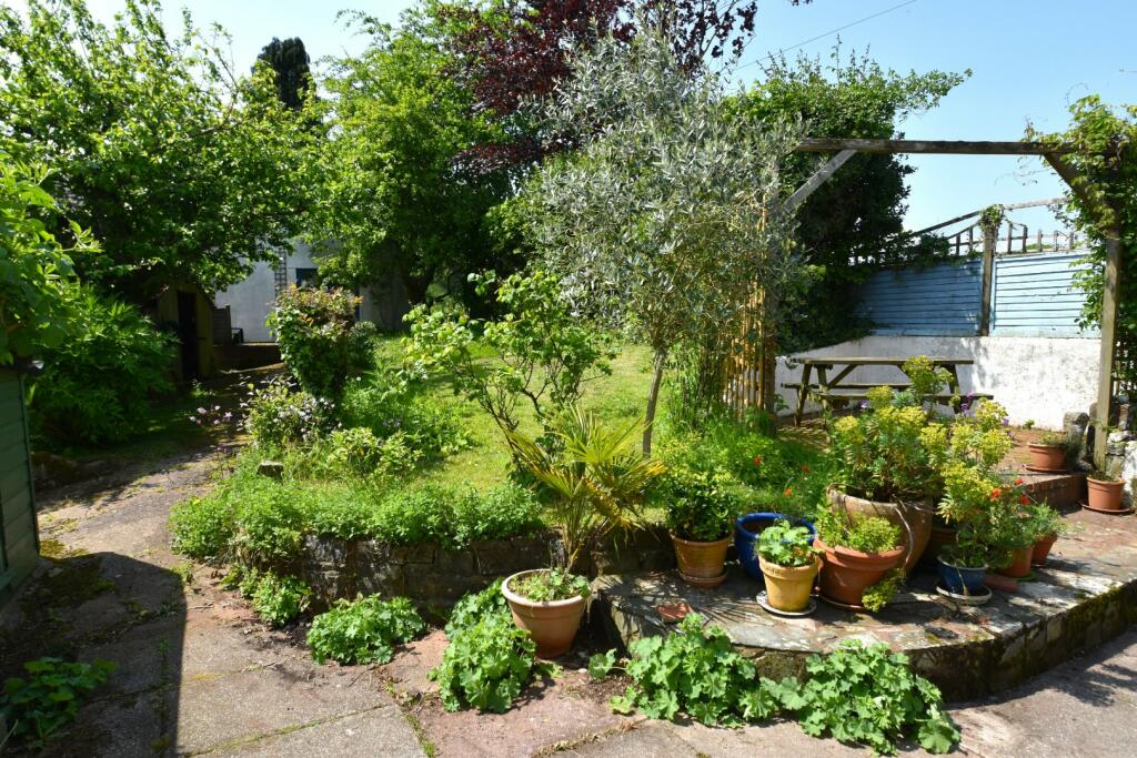 Halberton - Seddons