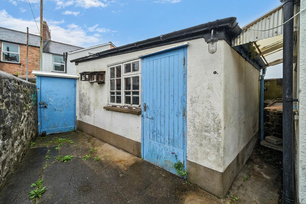 1357164-15-68cab0a195476