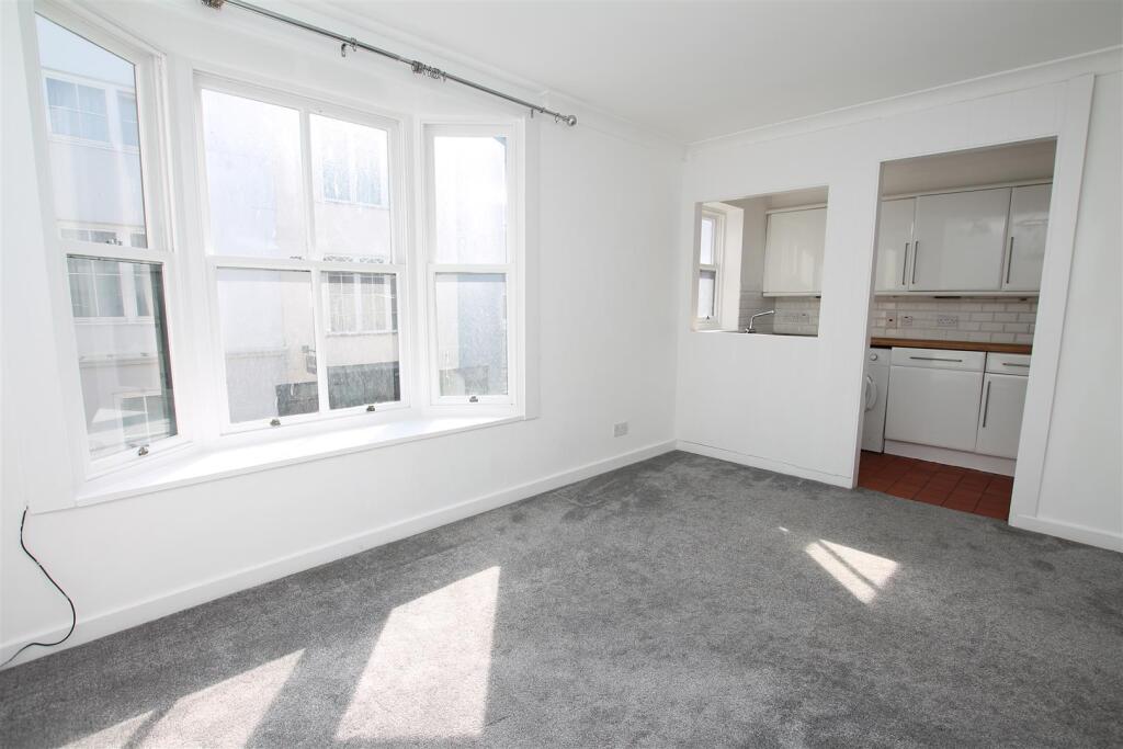 IMG_0589 (Large).JPG