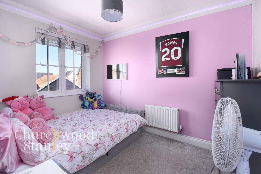 Second bedroom