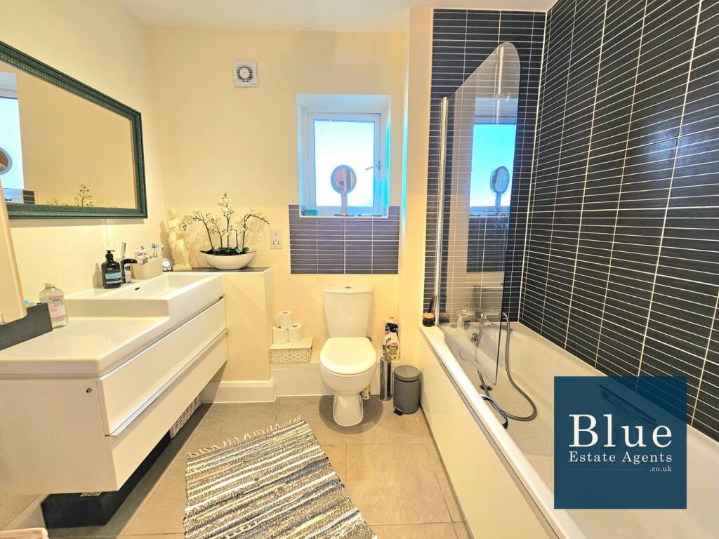 Bathroom Suite