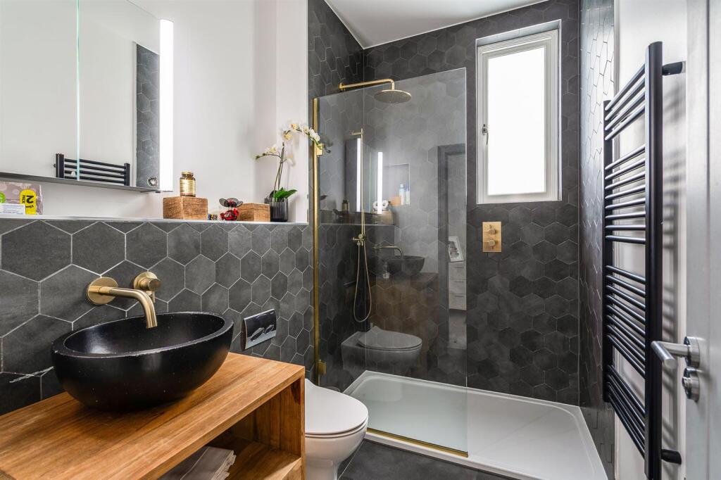 90061_Flat 1 Gable House (26)_low.jpg