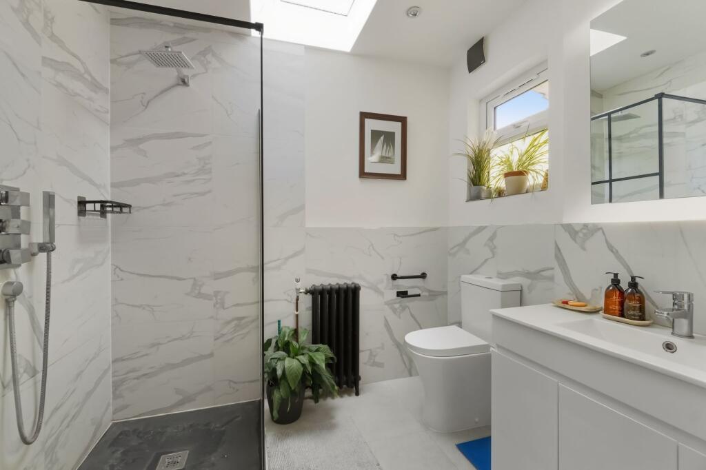 Sandy Lane, Cheam, SM2