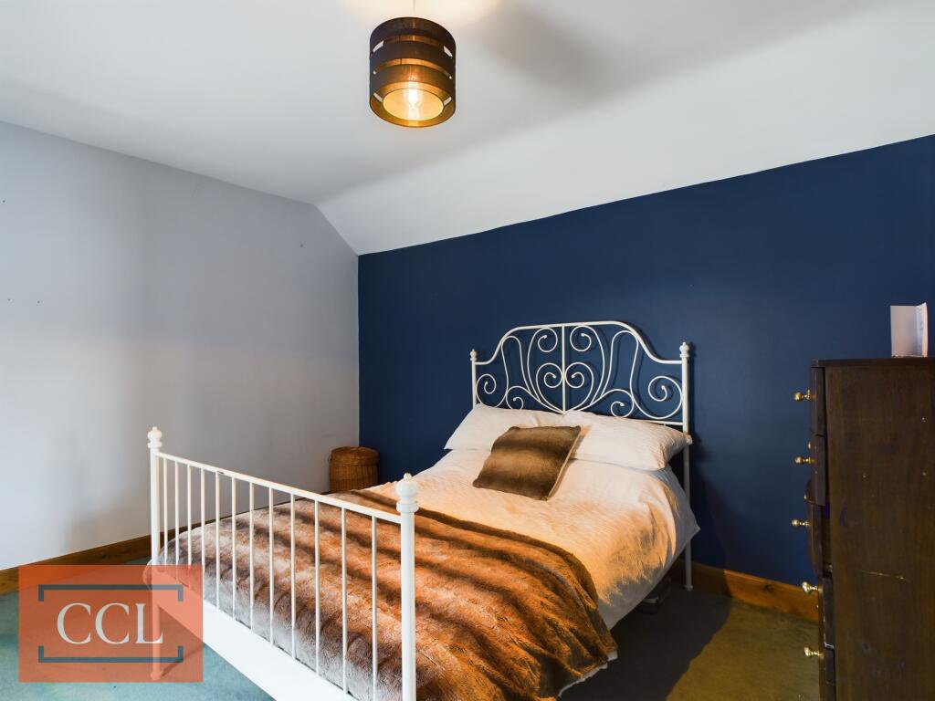 CAM03185G0-PR0076-STILL025