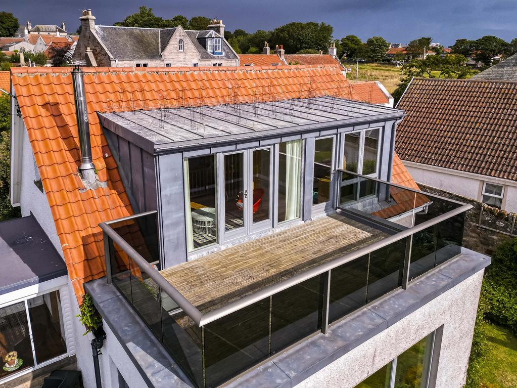 AERIAL BALCONY