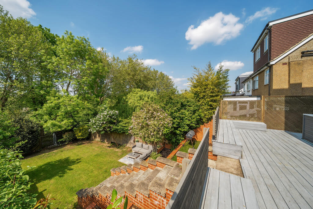 8-6814d2f4de46b-1...