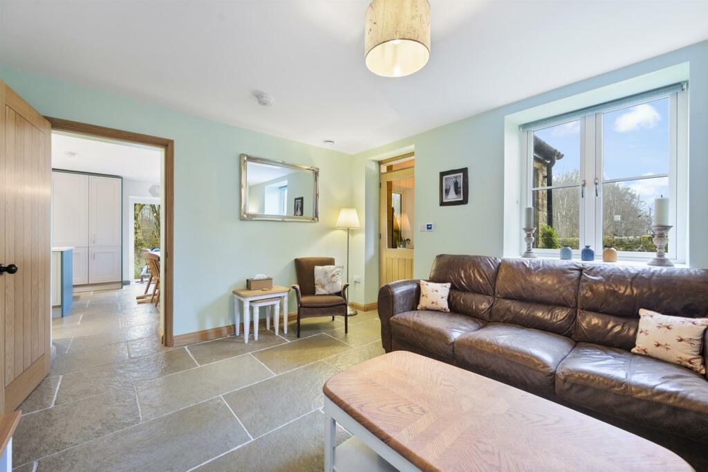 Living Room to Kitchen-Diner.jpg