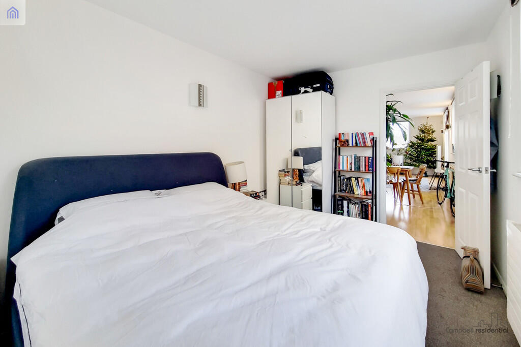 6_Main Bedroom-1