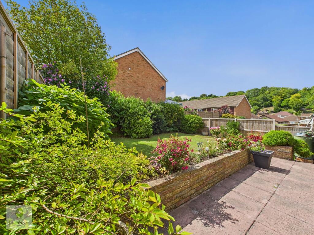 CAM02308G0-PR0160-STILL002