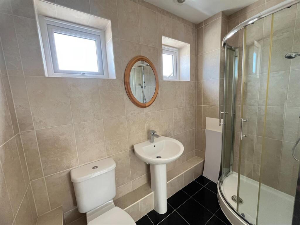 En-suite.jpeg