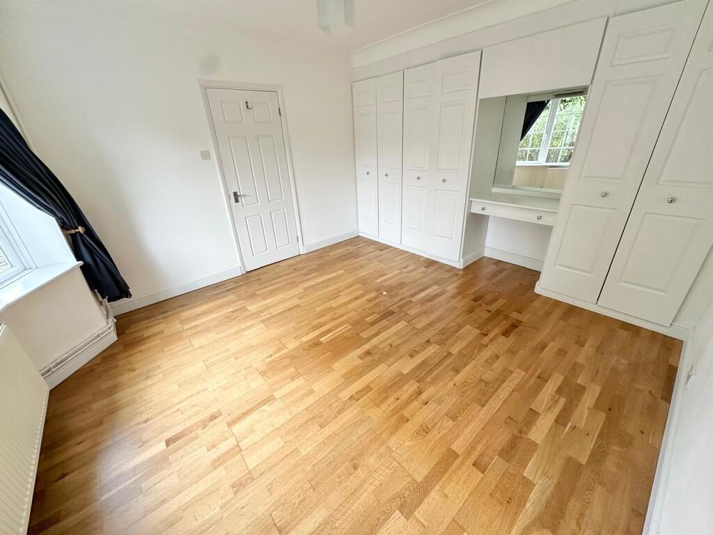 IMG-20251019-WA00...