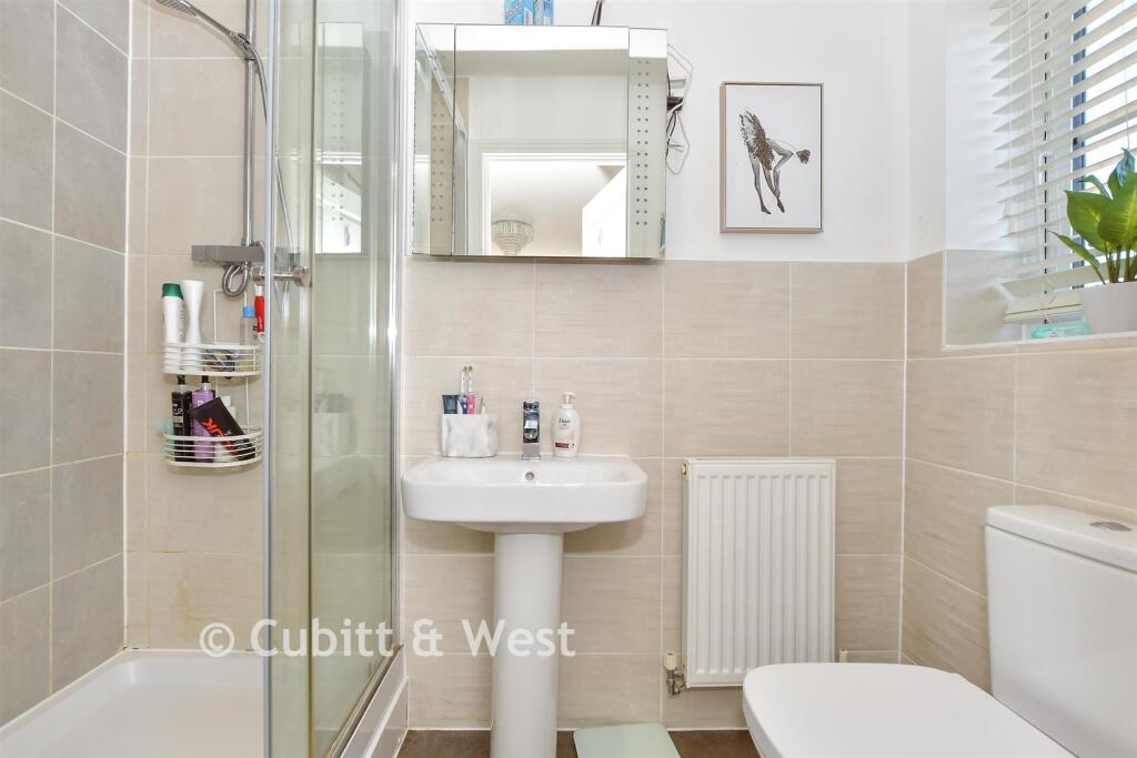 En Suite Shower Room