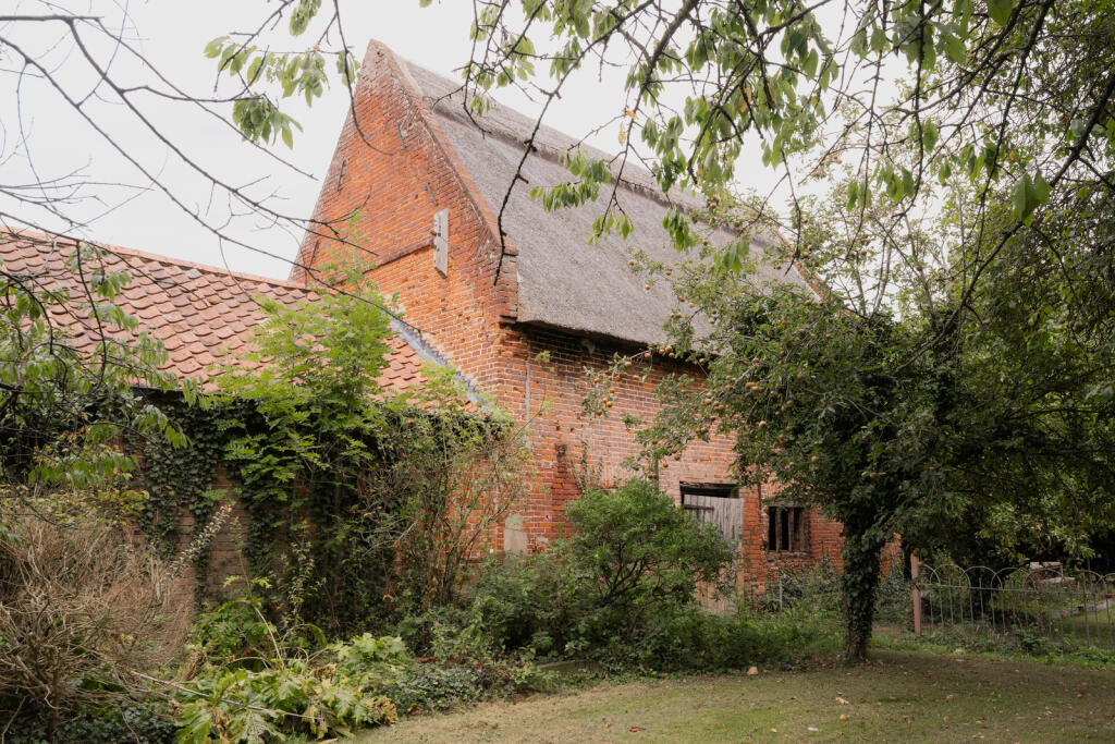 305401 - Old Hall Farm, South Burlingham-44.jpg