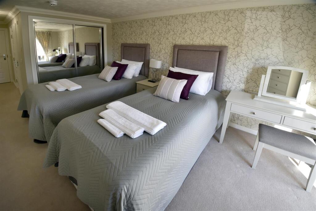 Guest Suite.jpg