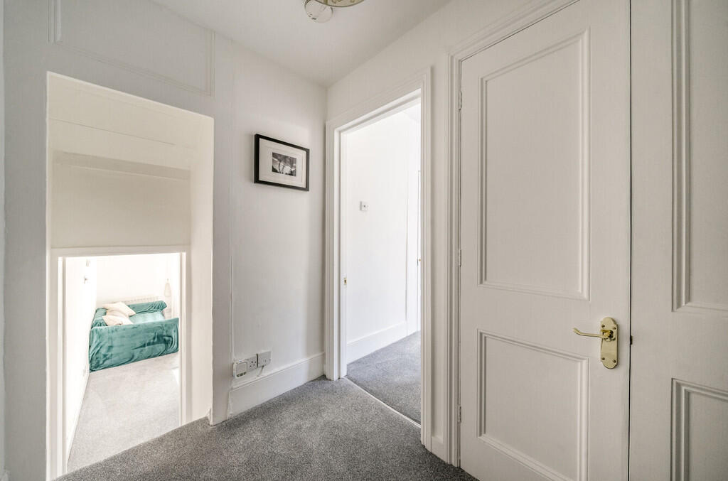 1340246-8-689ef24...