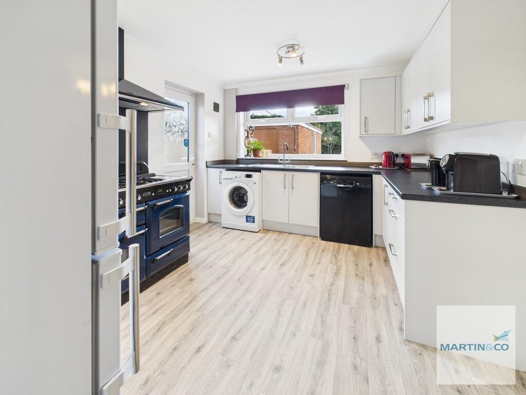 CAM03663G0-PR0127...