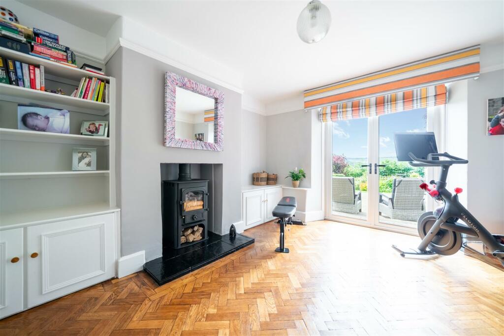 Gym - Games Room-2.jpg