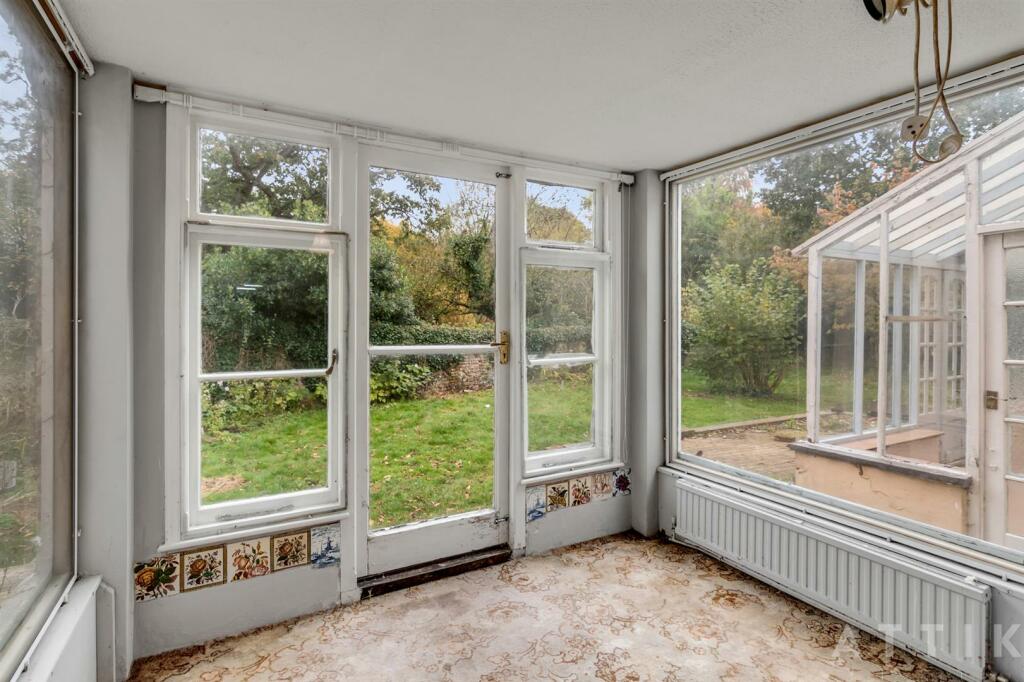 4 Gables, Bridge Street, Halesworth, IP19 8AQ (22)