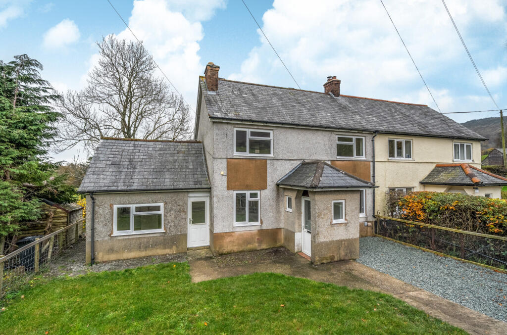 1374574-17-690caf...