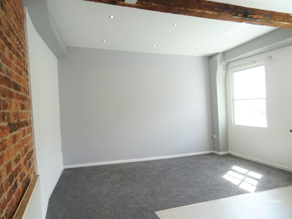 Living Room/Kitchen