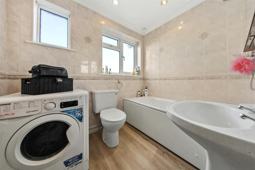 300 Harrow View - WVnG5GrldqEdWFtMo0tu.jpg