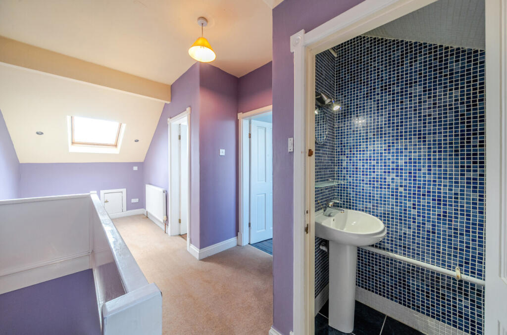 1334513-18-6895cd...