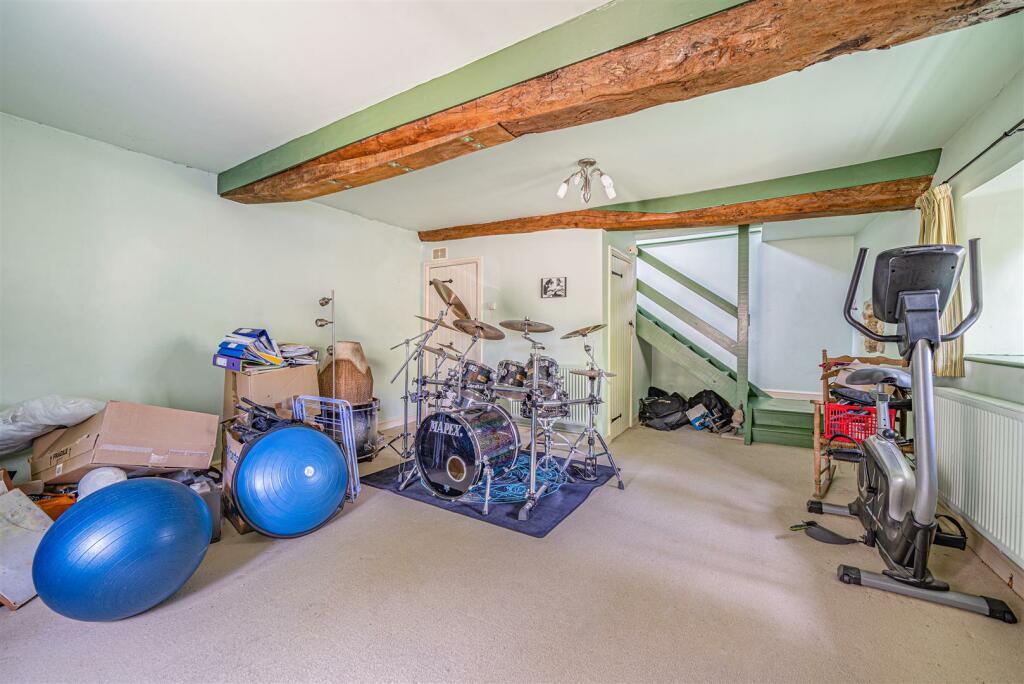 Living room annex