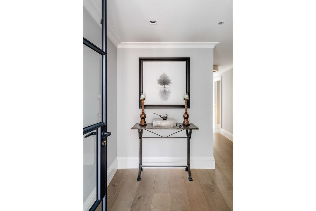 Tavistock_Street_...