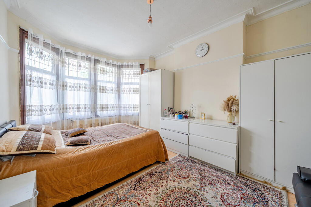 1317136-28-686695...