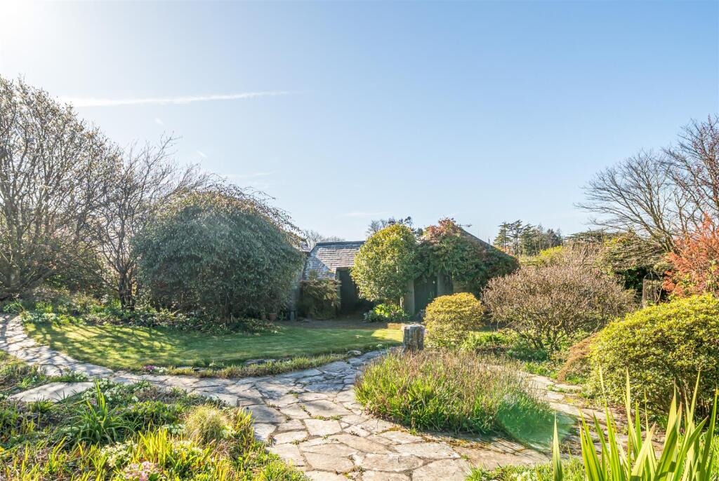 Garden and Outbuilding