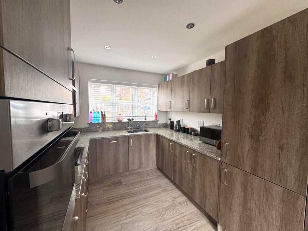 WhatsApp Image 2025-03-28 at 13.50.42_a19cfe3b.jpg