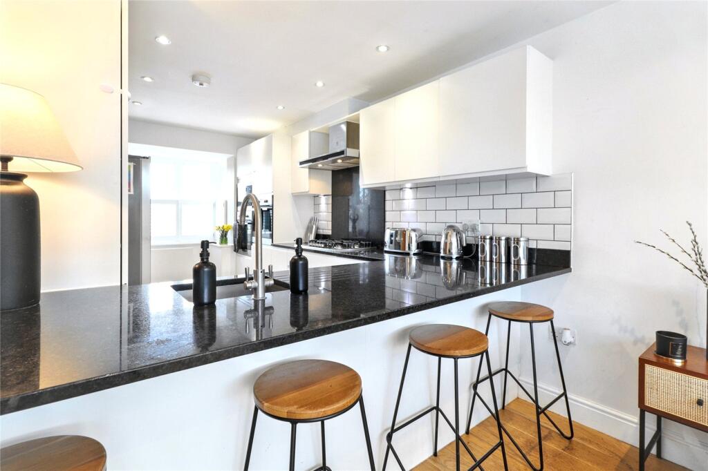 Breakfast Bar