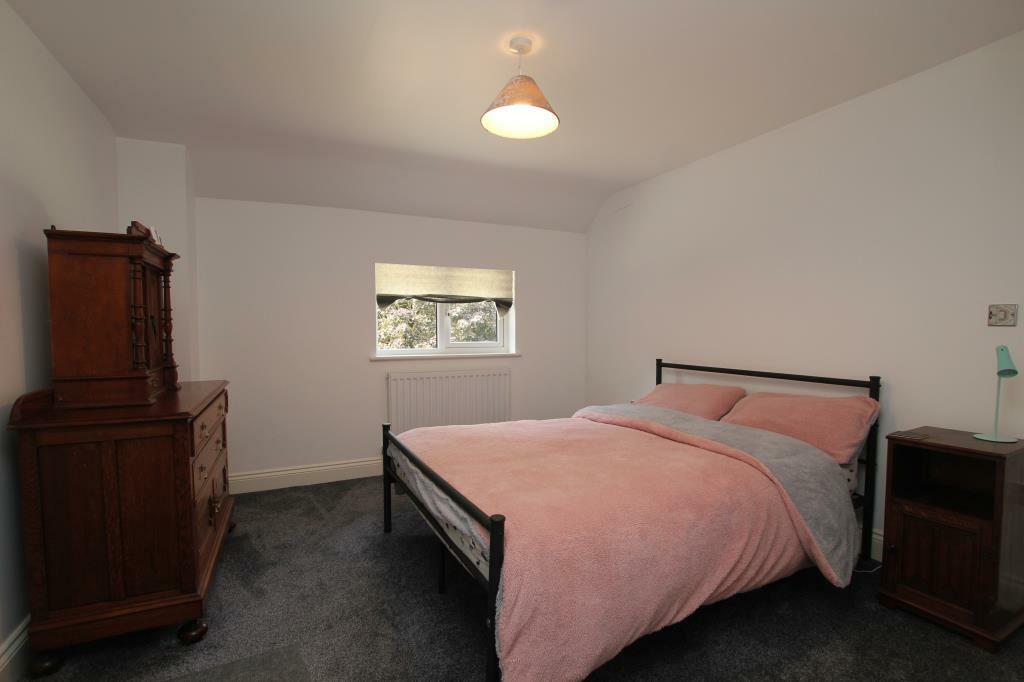 bed5.JPG