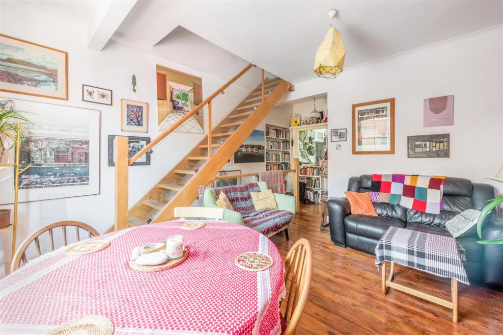 5a Cambridge Grove-8.jpg