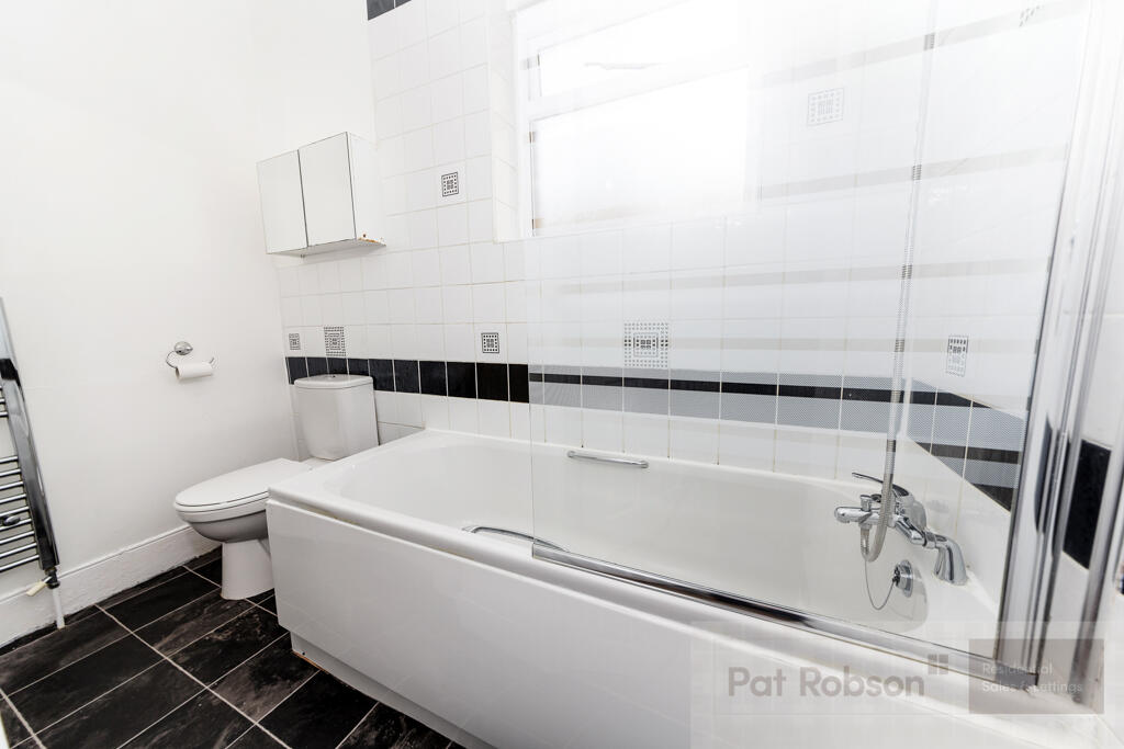 36B holly ave482.jpg