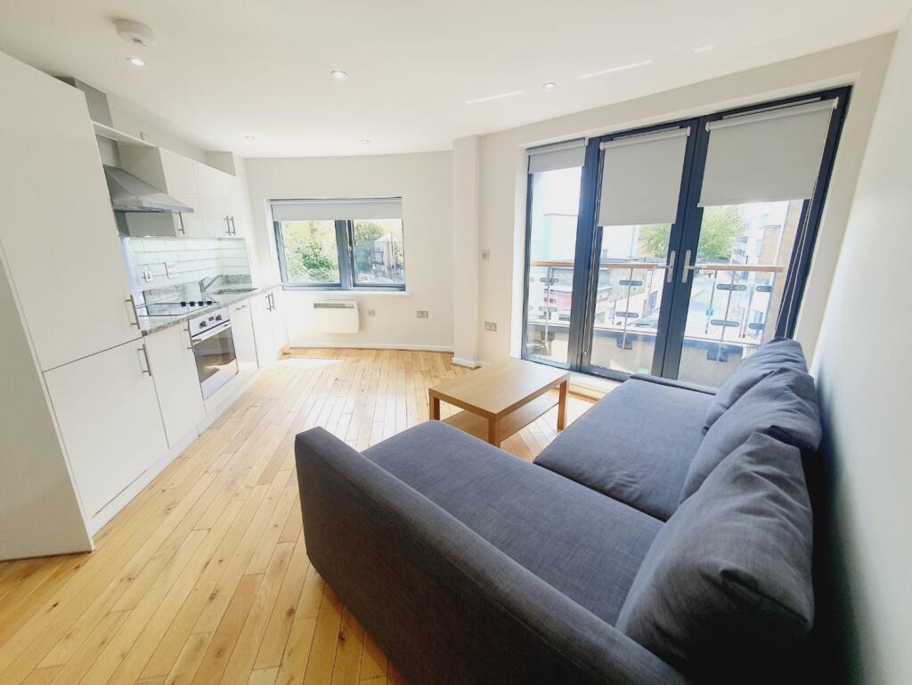 living room /kitchen