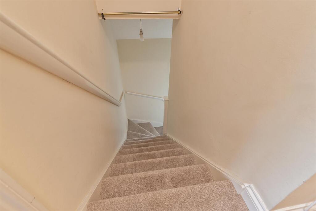 15ACampfieldRoad-5.jpg