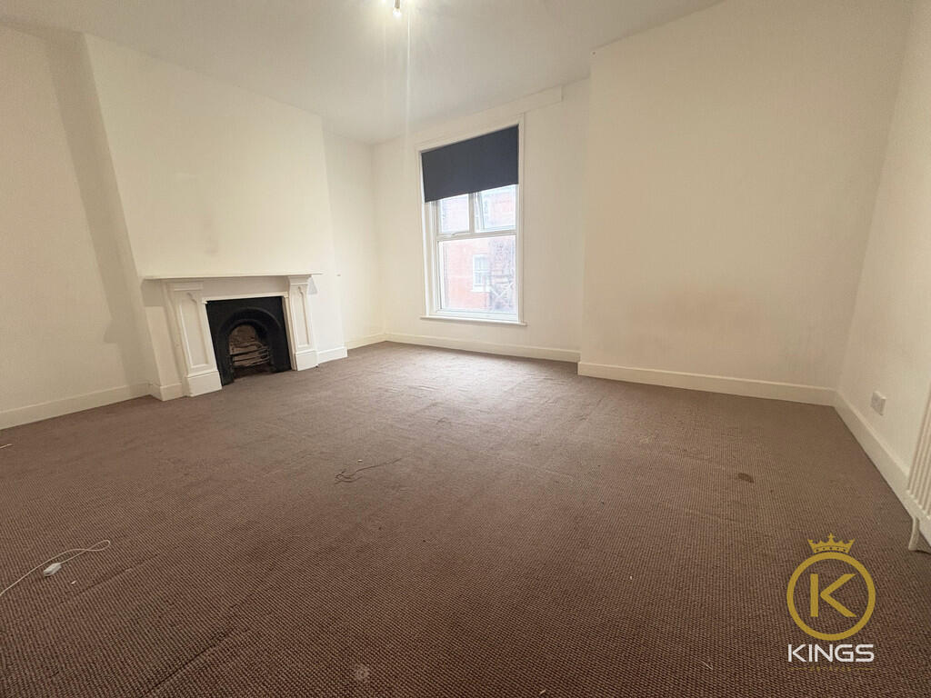 4 40 NIGHTINGALE ...