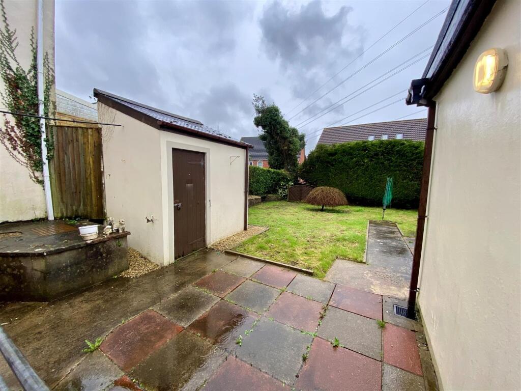 22 crown garden patio.jpg