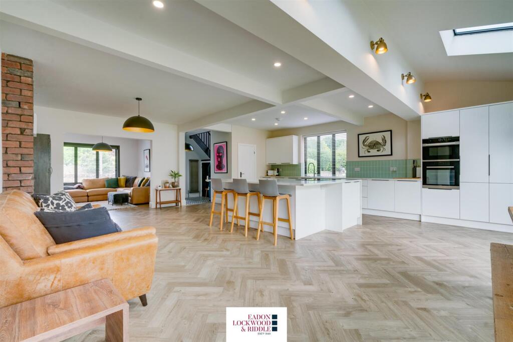Kitchen Diner Sitting Room