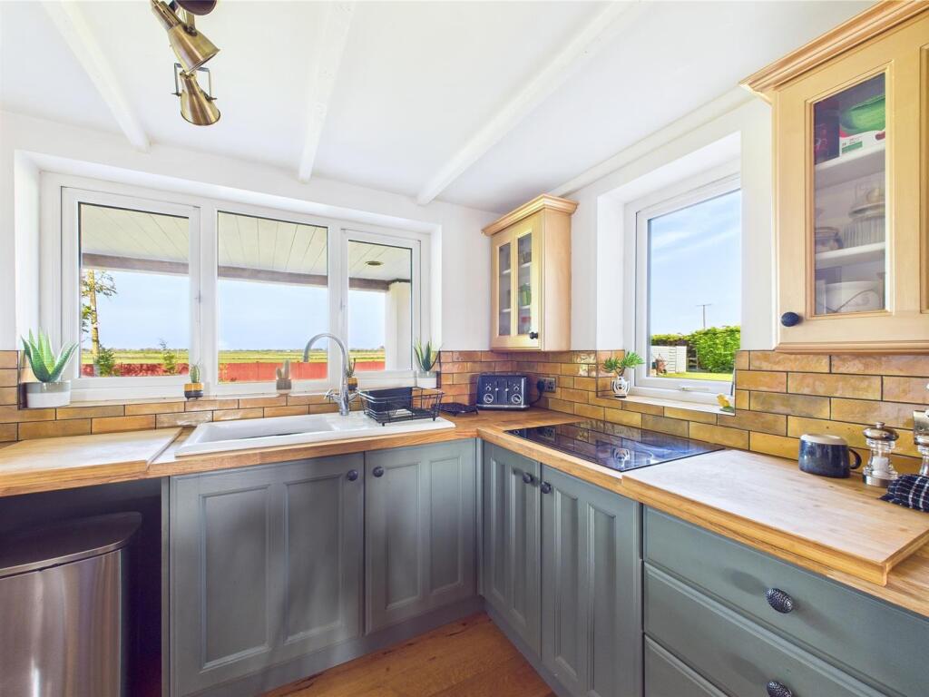 Open Plan Kitchen/Living/Dining