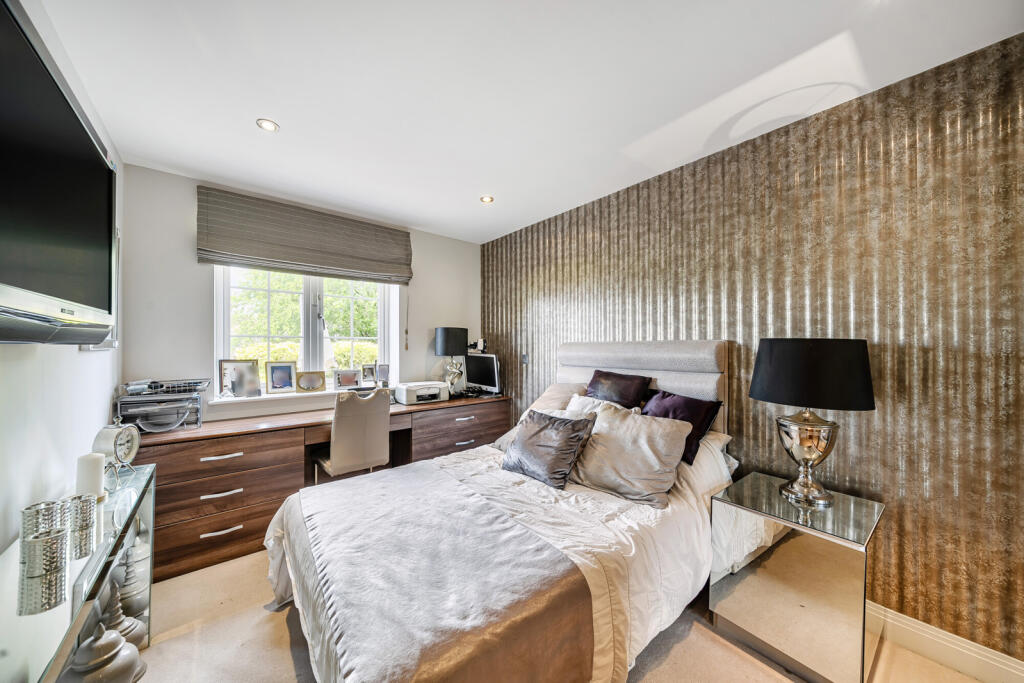 1305405-14-68430c...