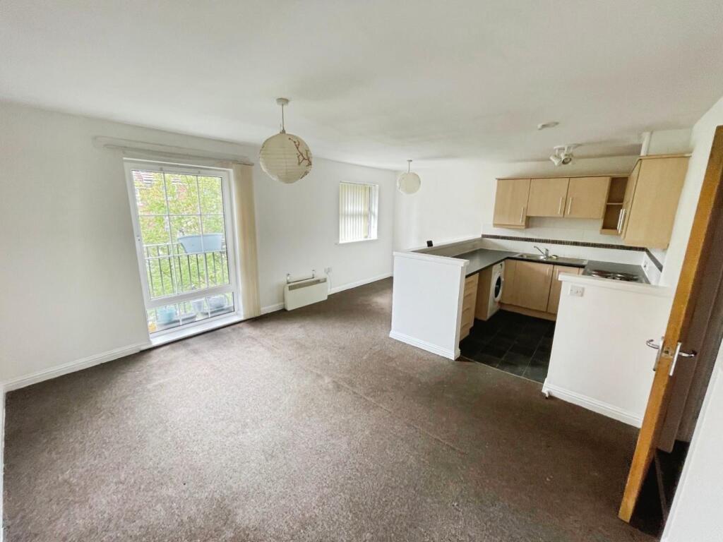 Open Plan Lounge/Dining/Kitchen