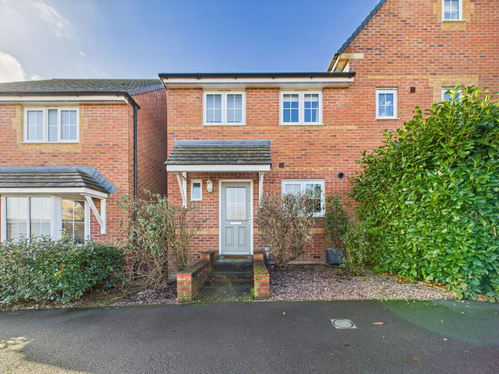 Spitfire Road, Calne, SN11 8GA