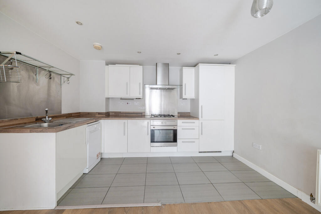 1317675-5-685eb4a...