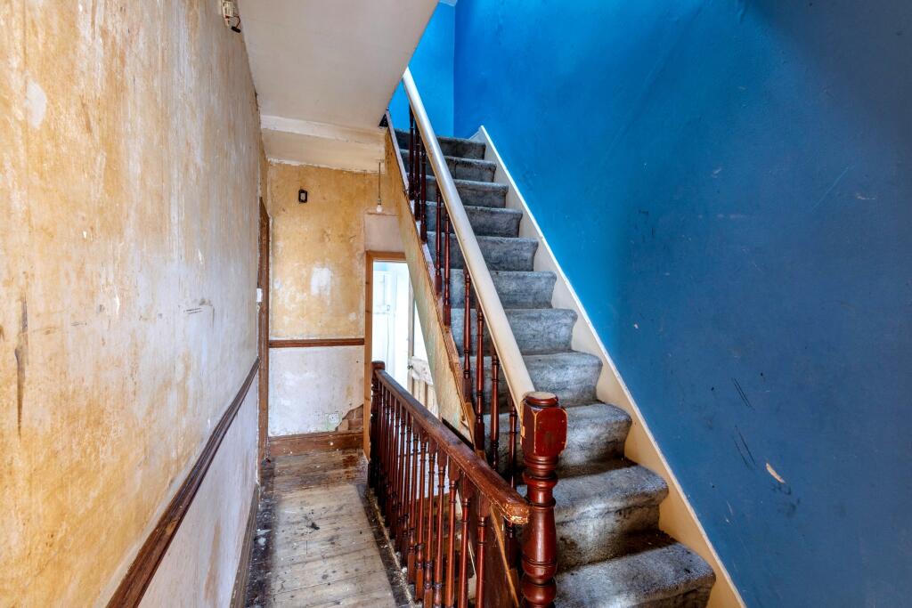 9 Barnes Road, Heysham, Morecambe LA3 1UW