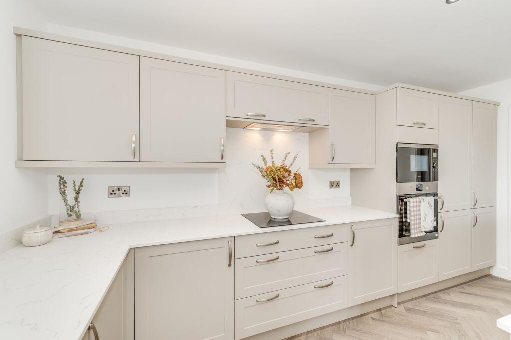 OPEN PLAN KITCHEN/DINER/LIVING ROOM