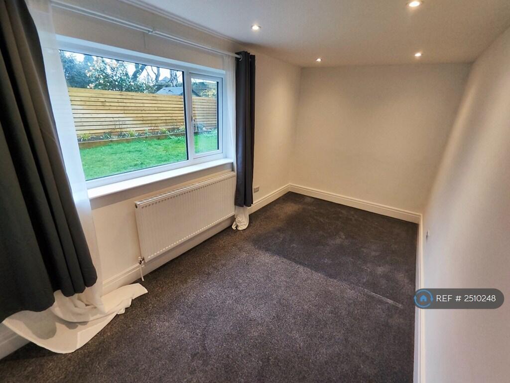 Versatile 4th Bedroom