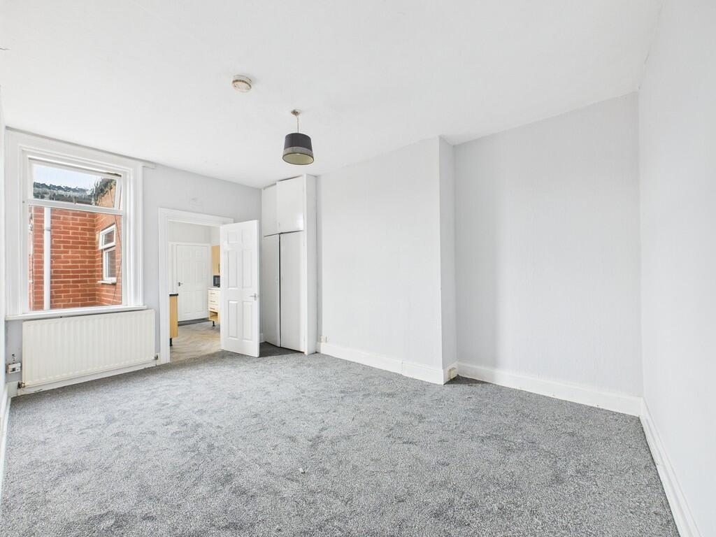 CAM01835G0-PR0337...