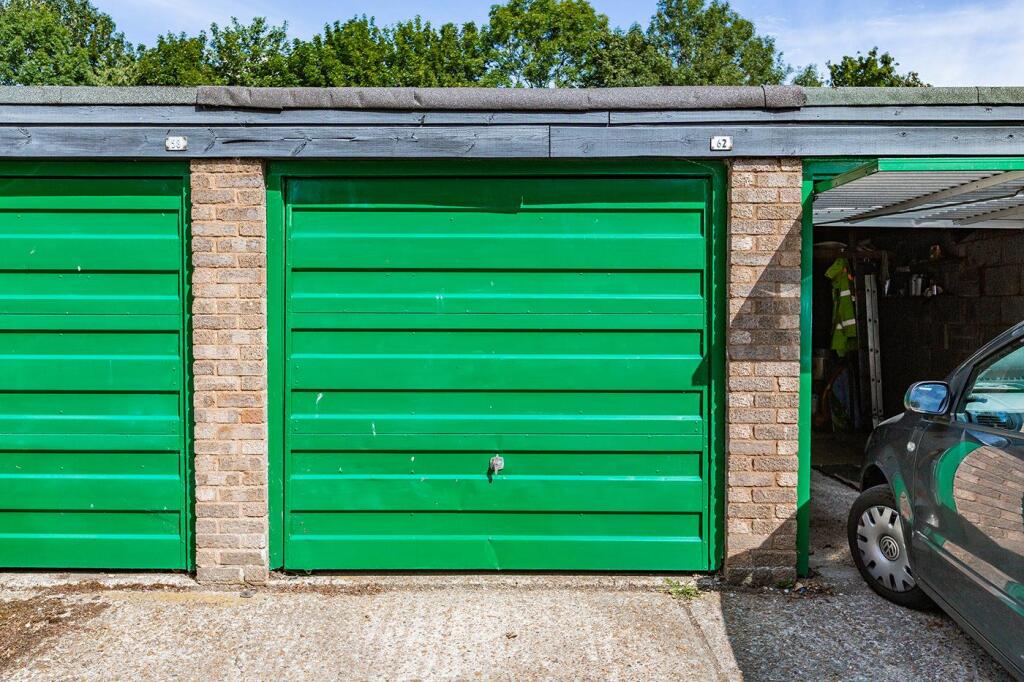 62 Caling Croft-LR21.jpg